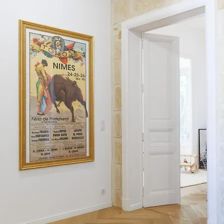 公寓 Haussmannien Des Jardins De La Fontaine *